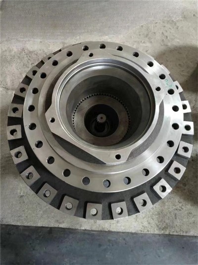 Hitachi ZX870 Travel Reducer
